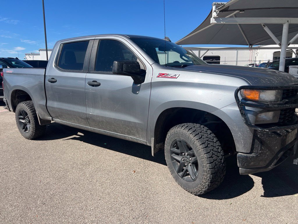 Used 2021 Chevrolet Silverado 1500 Custom Trail Boss AWD/4WD image 2