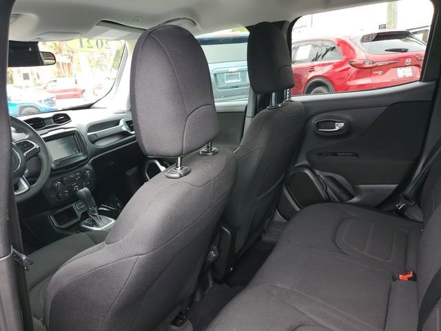 Used 2021 Jeep Renegade Latitude image 12