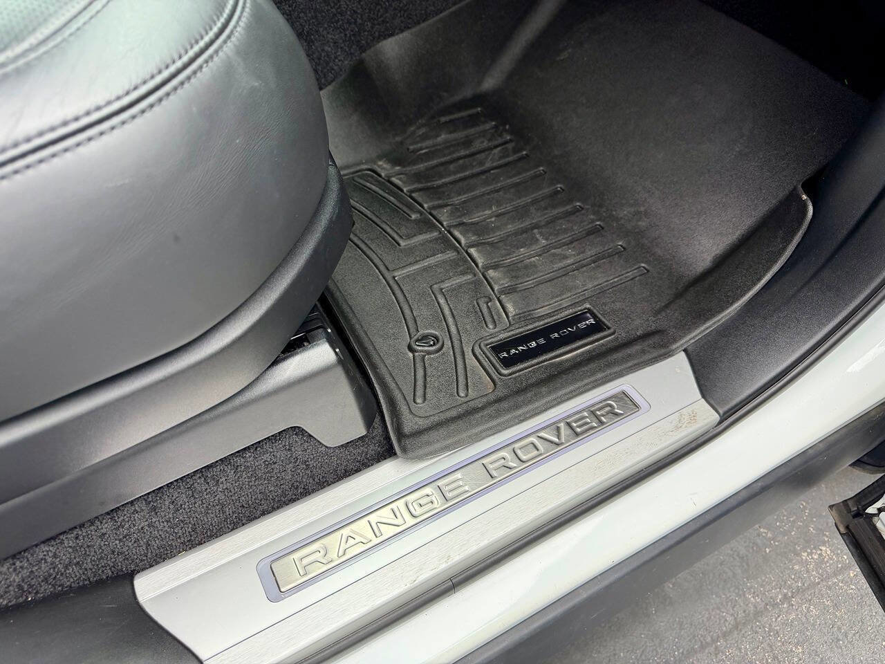 Used 2019 Land Rover Range Rover Supercharged AWD/4WD image 21