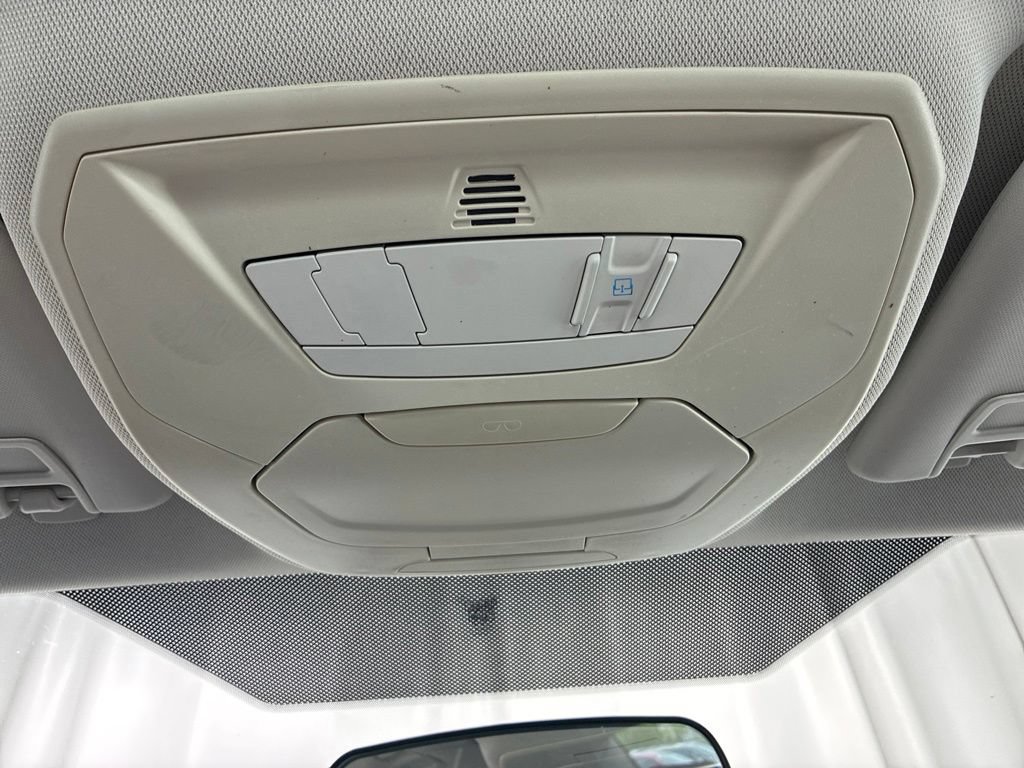 Used 2014 Ford Focus SE w/ SE Sport Package FWD image 21
