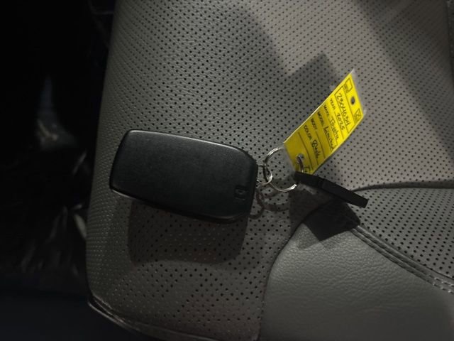 Used 2025 Toyota Tundra Limited image 36