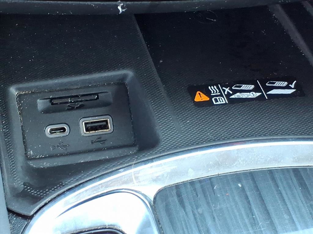 Used 2024 Buick Enclave Premium image 10