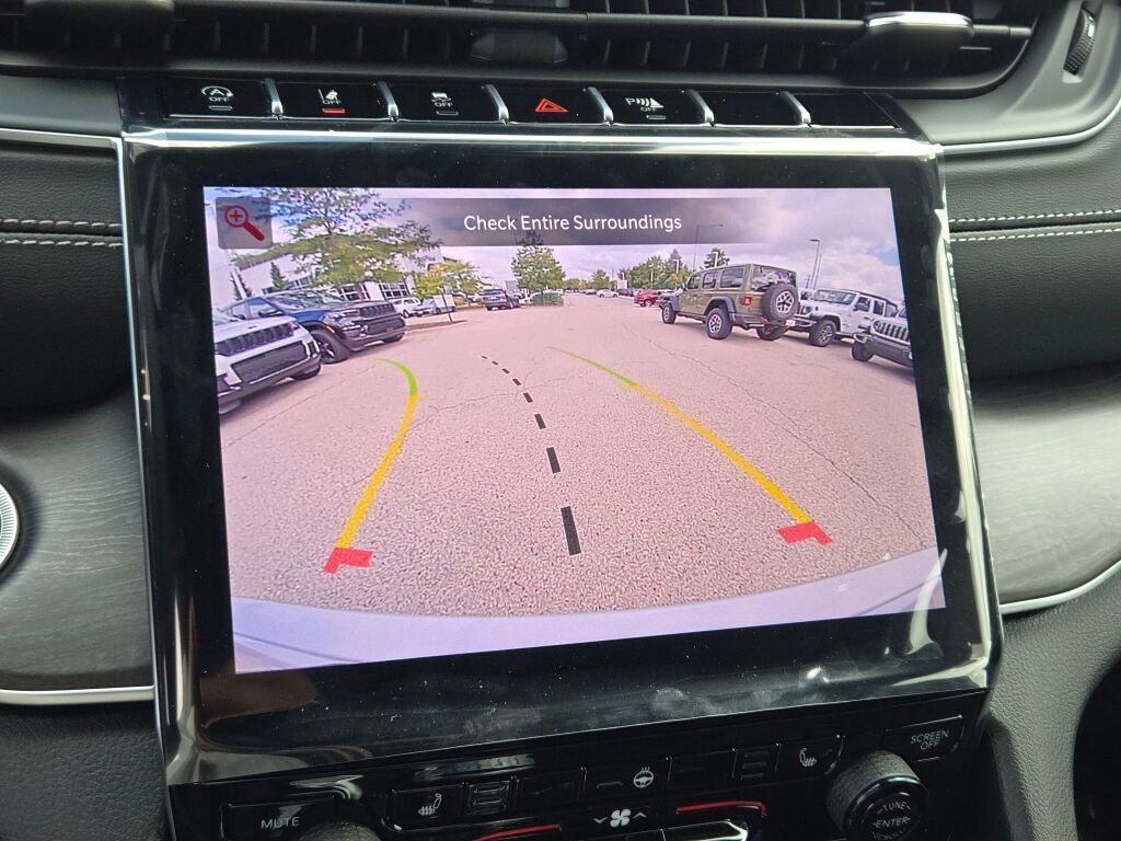 New 2025 Jeep Grand Cherokee Limited w/ MOPAR Finishing Package image 32