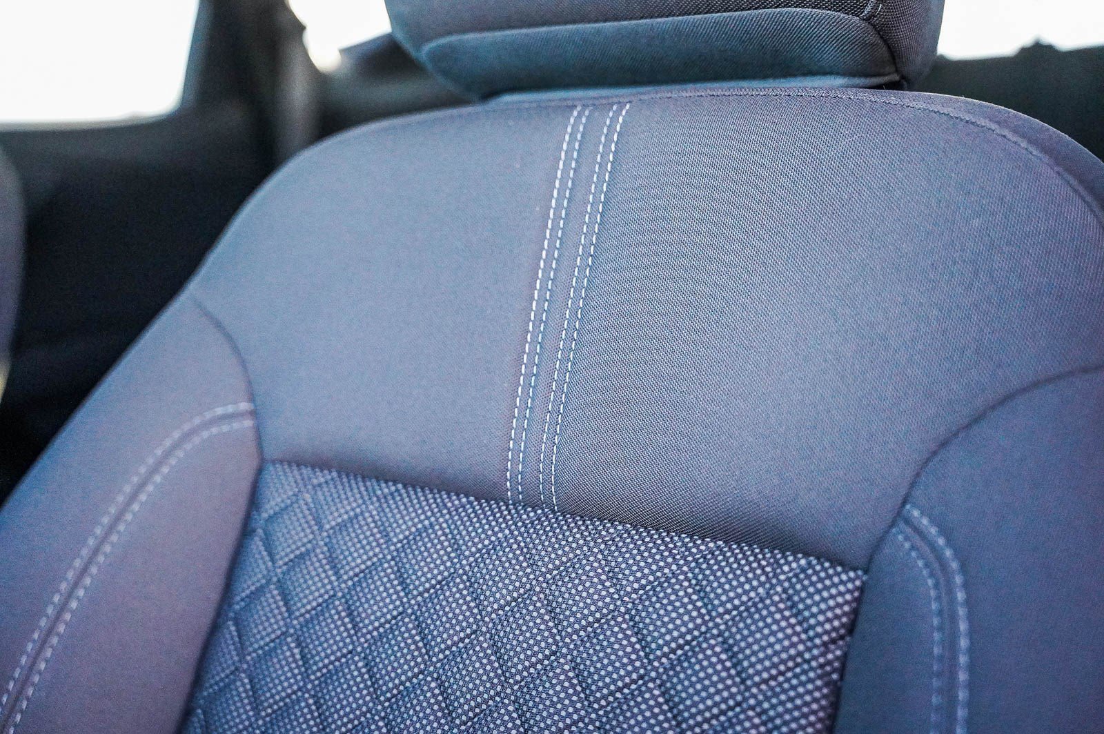 Used 2019 Chevrolet Blazer LT image 12