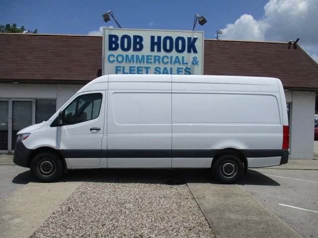Used 2024 Mercedes-Benz Sprinter 2500 image 26