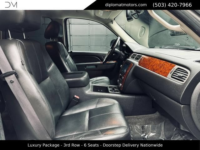 Used 2010 Chevrolet Tahoe LT w/ Luxury Package AWD/4WD image 20