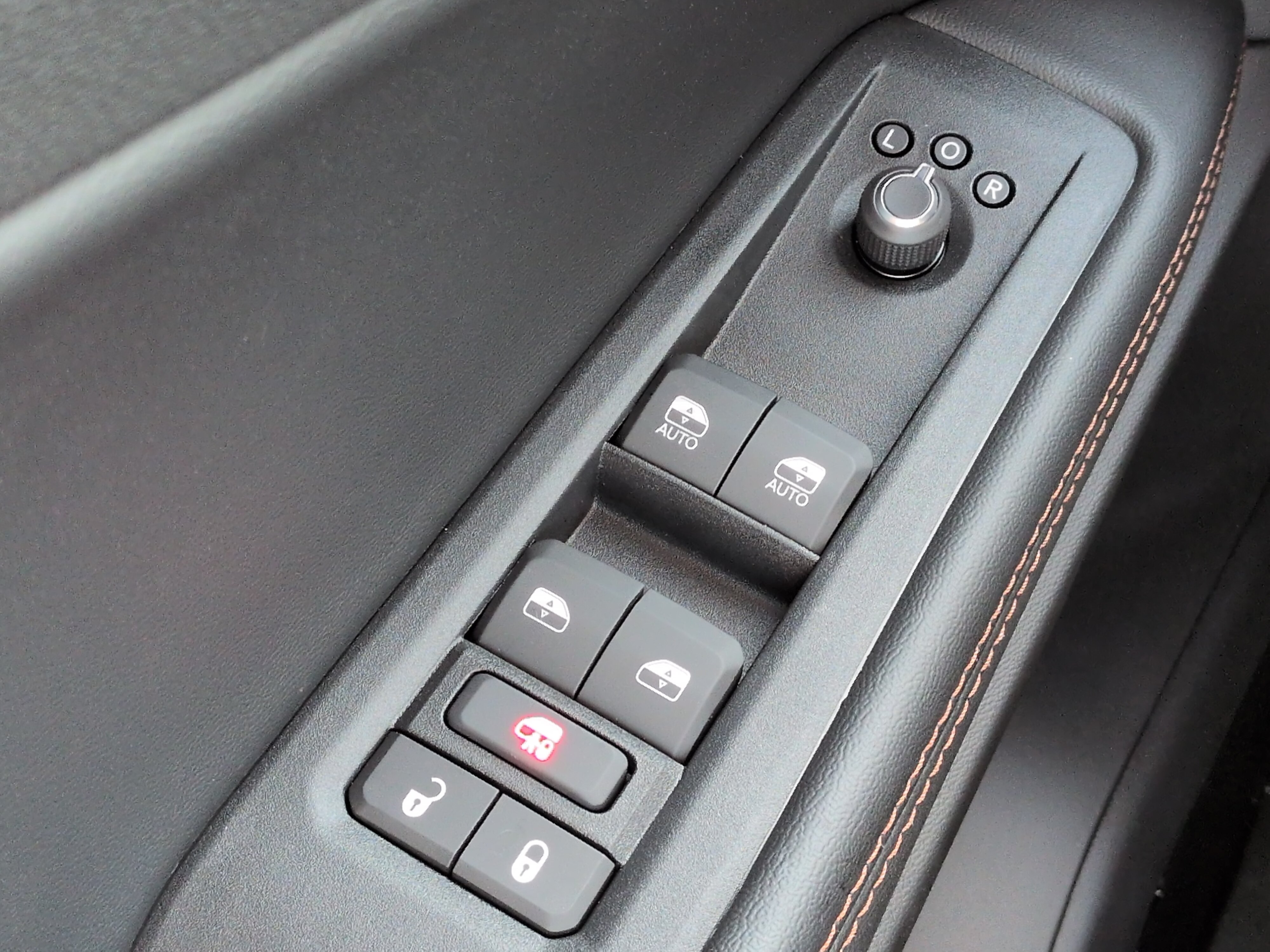 New 2026 Jeep Cherokee Overland AWD/4WD image 23