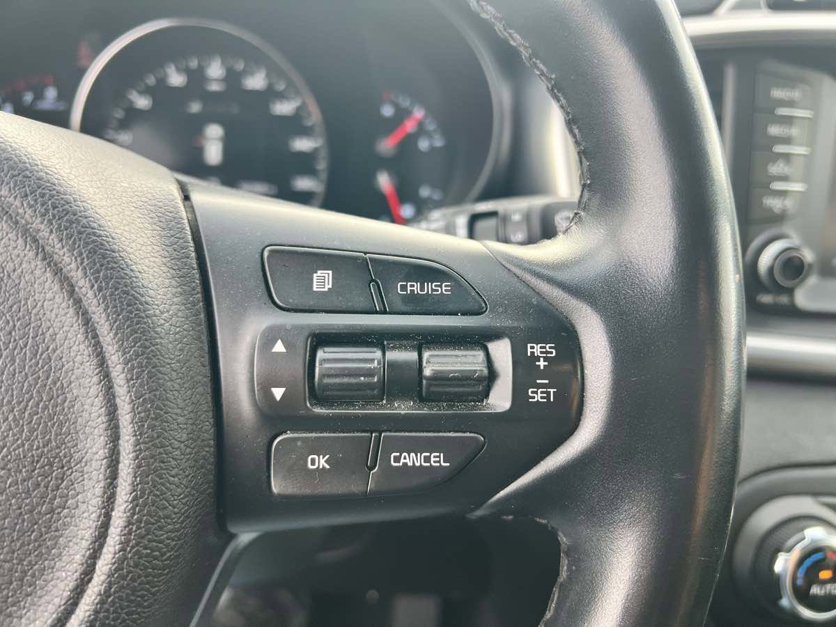 Used 2018 Kia Sorento EX FWD image 16