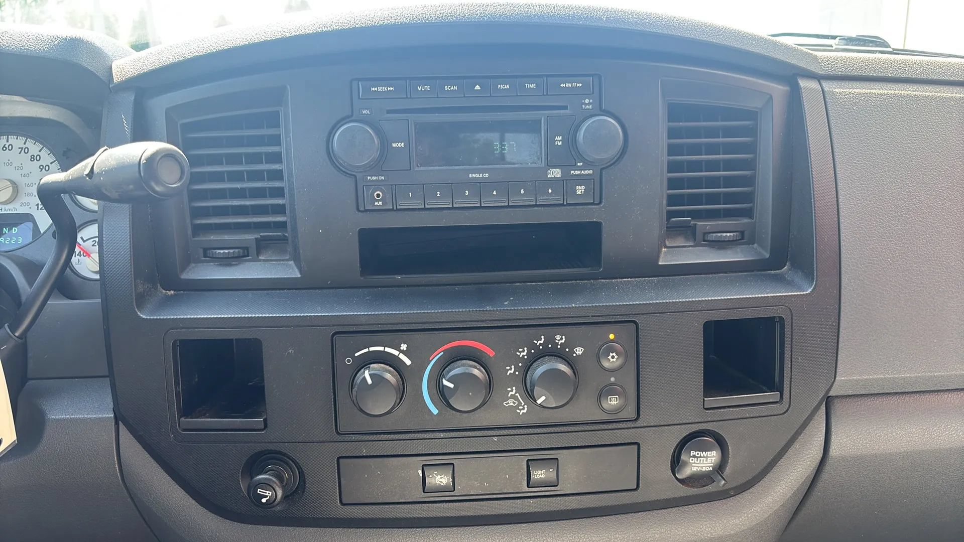 Used 2009 Dodge Ram 2500 Truck SXT AWD/4WD image 24