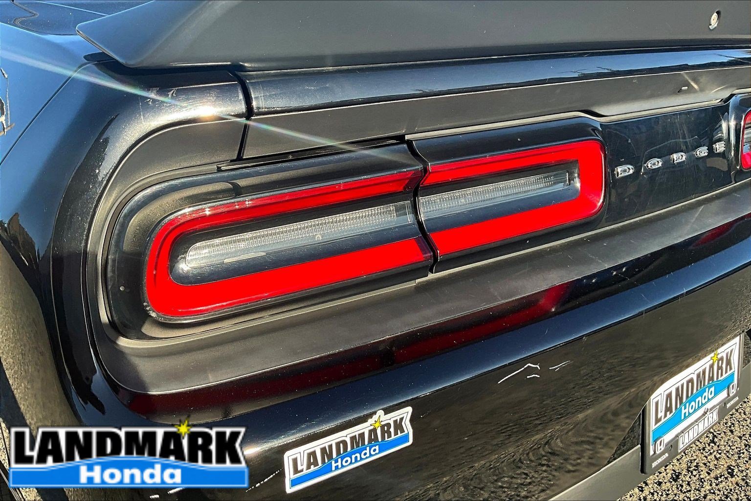 Used 2023 Dodge Challenger SXT RWD image 31