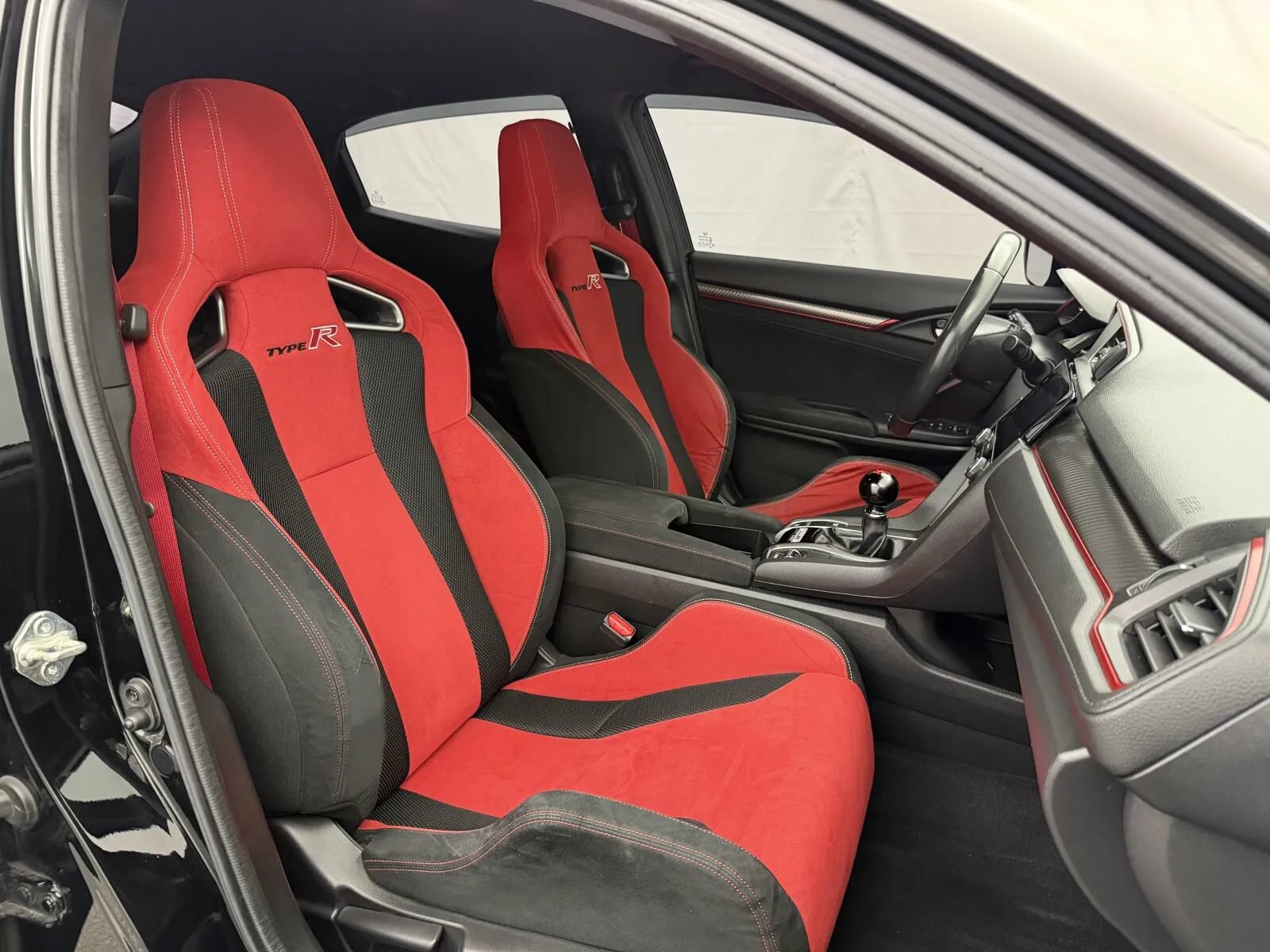 Used 2018 Honda Civic Type R image 30
