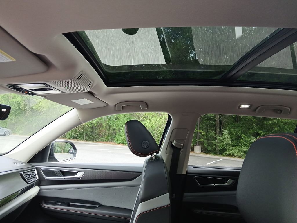 Used 2025 Volkswagen Atlas Peak Edition SE image 21