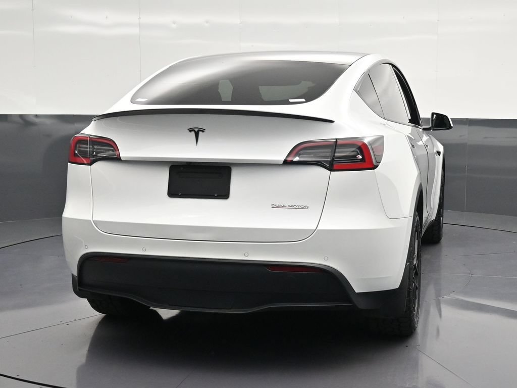 Used 2021 Tesla Model Y Performance AWD/4WD image 2