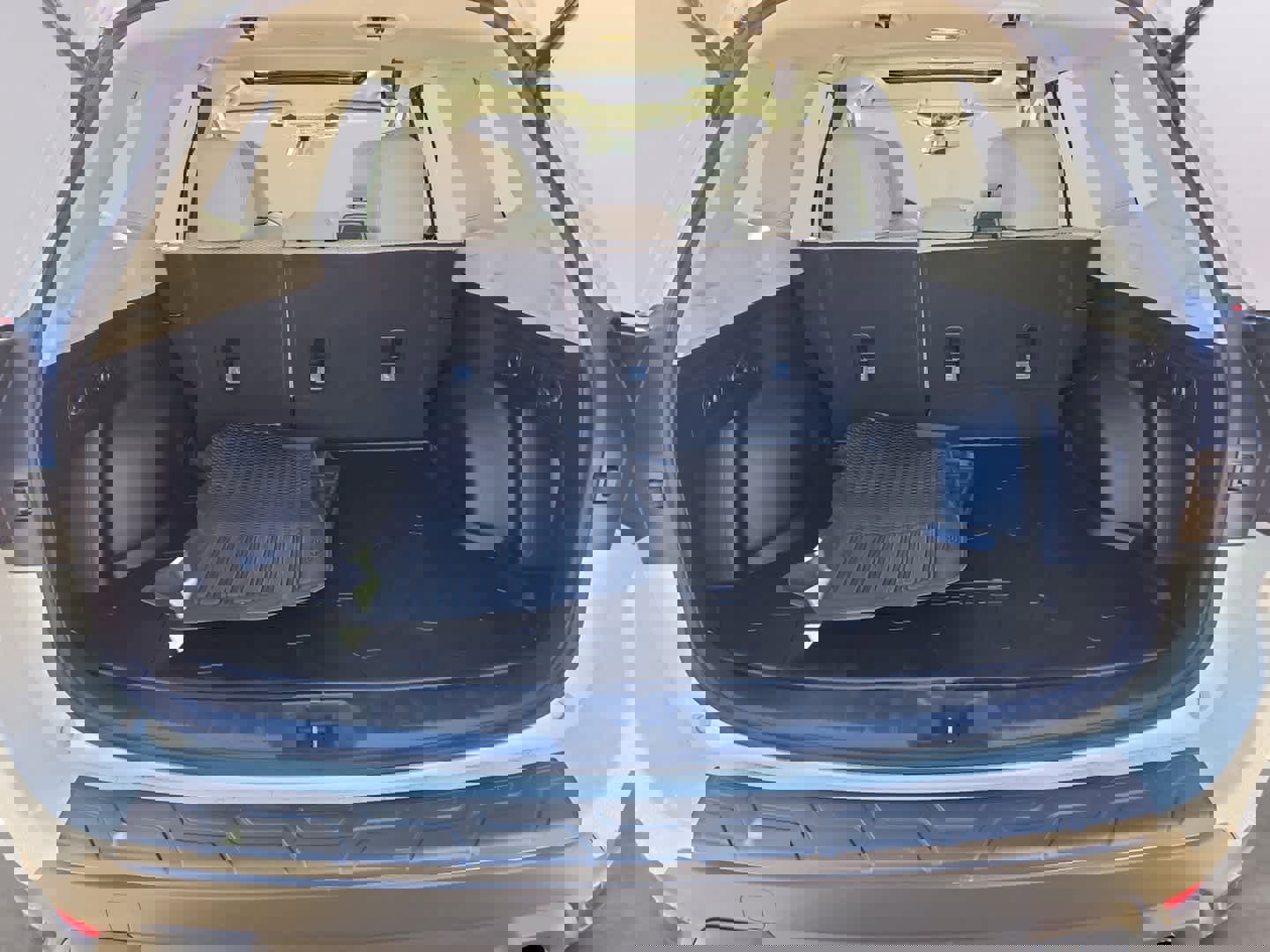 Used 2022 Subaru Forester Premium image 34