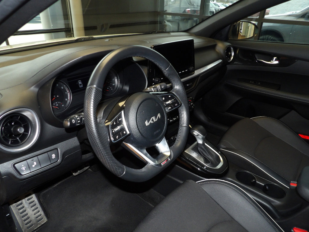 Used 2023 Kia Forte GT-Line image 24