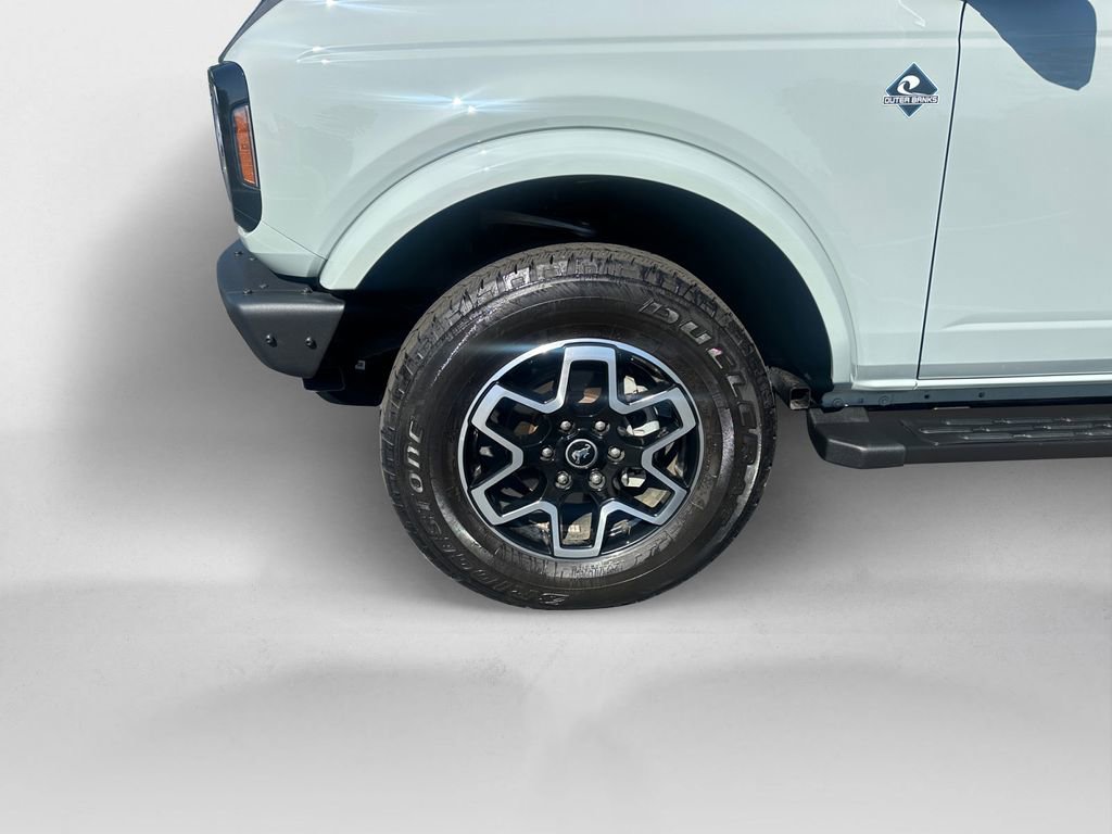 Used 2024 Ford Bronco Outer Banks image 15