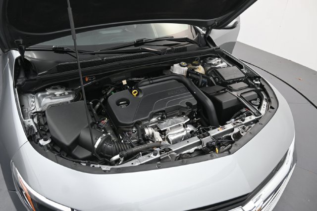 Used 2025 Chevrolet Malibu LT FWD image 28