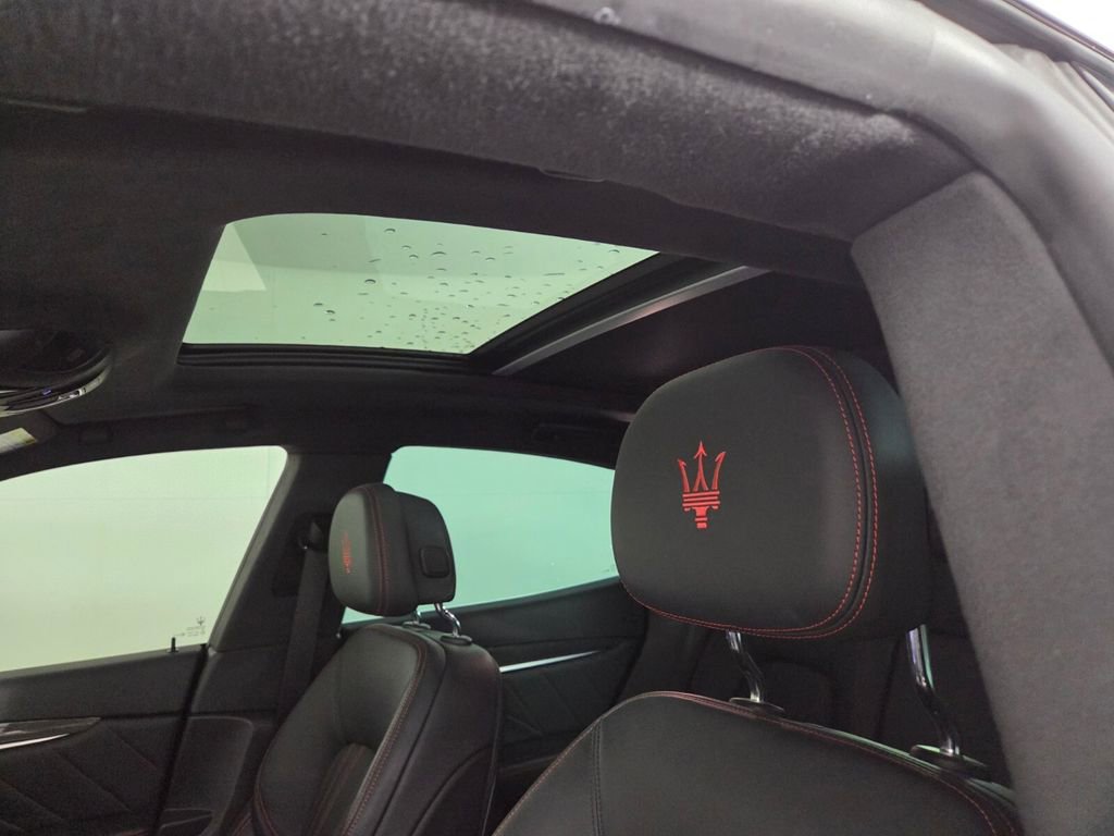 Used 2022 Maserati Levante GT image 26