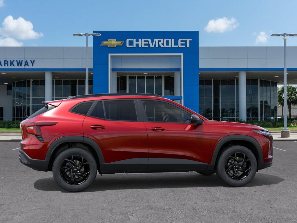 New 2026 Chevrolet Trax LT w/ Driver Confidence Package FWD image 5