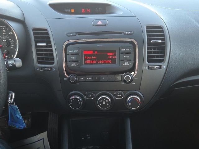 Used 2017 Kia Forte LX image 22