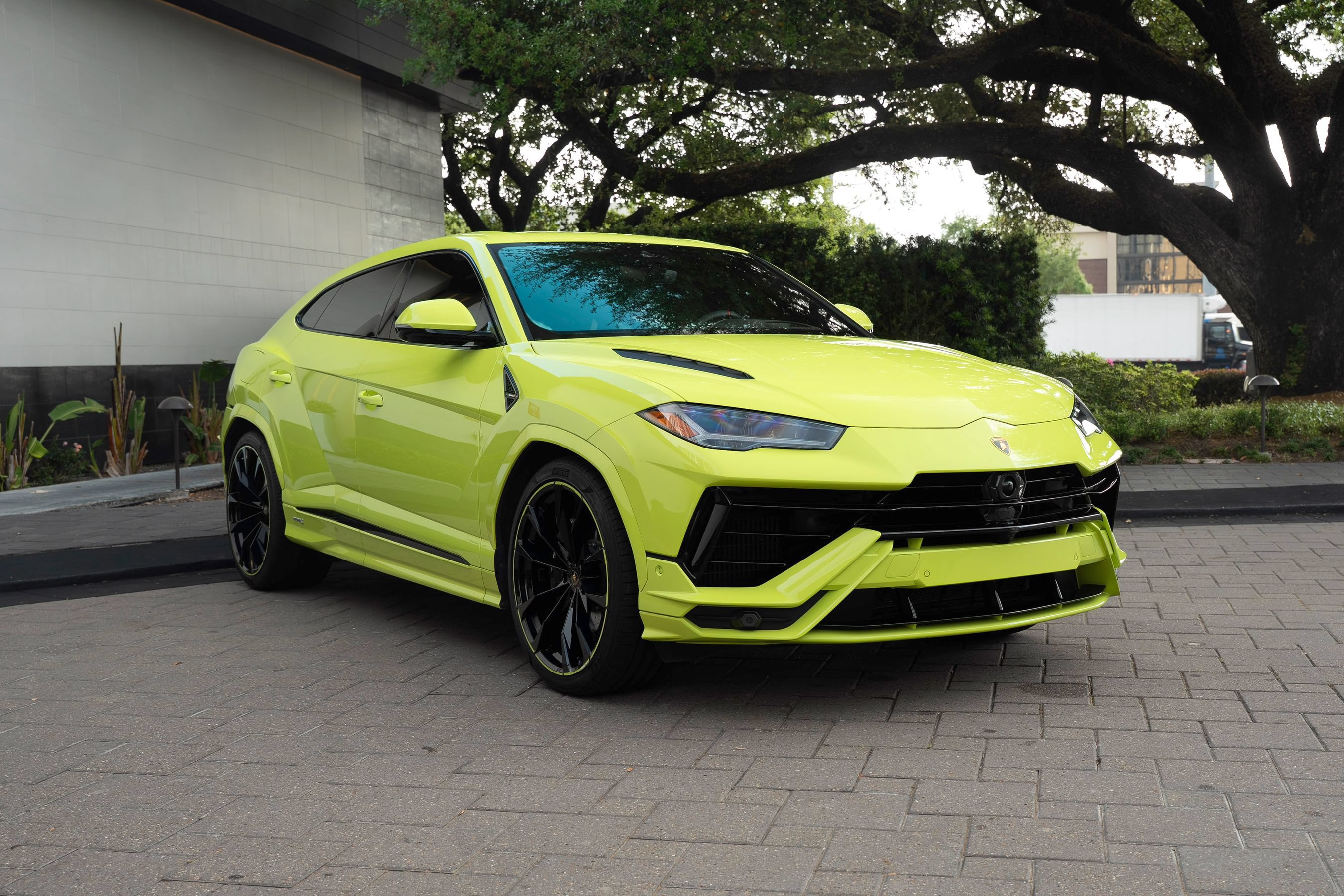 Used 2023 Lamborghini Urus S AWD/4WD image 12