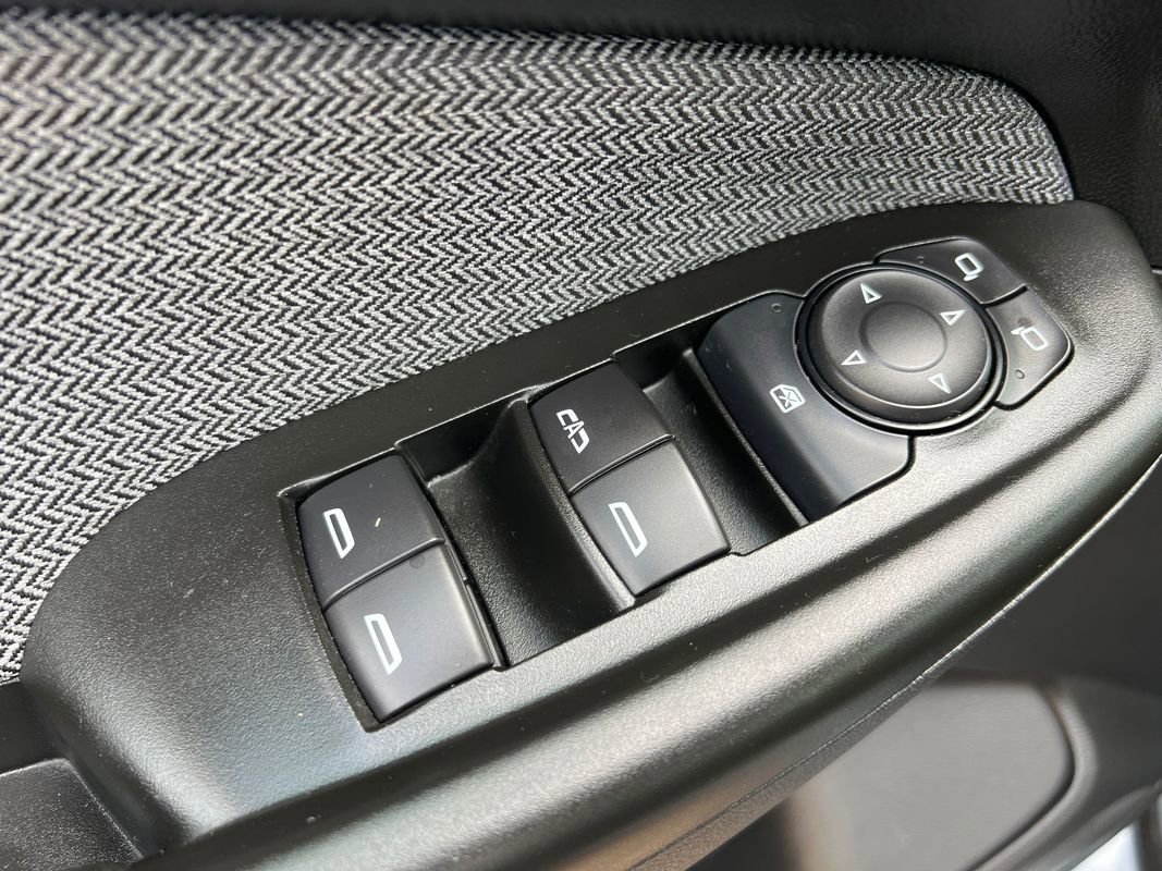 Used 2022 Chevrolet TrailBlazer LS image 14