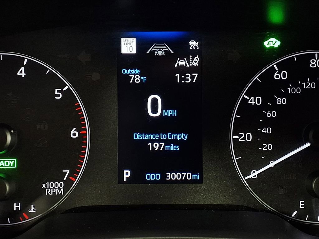 Used 2024 Toyota Corolla LE image 17