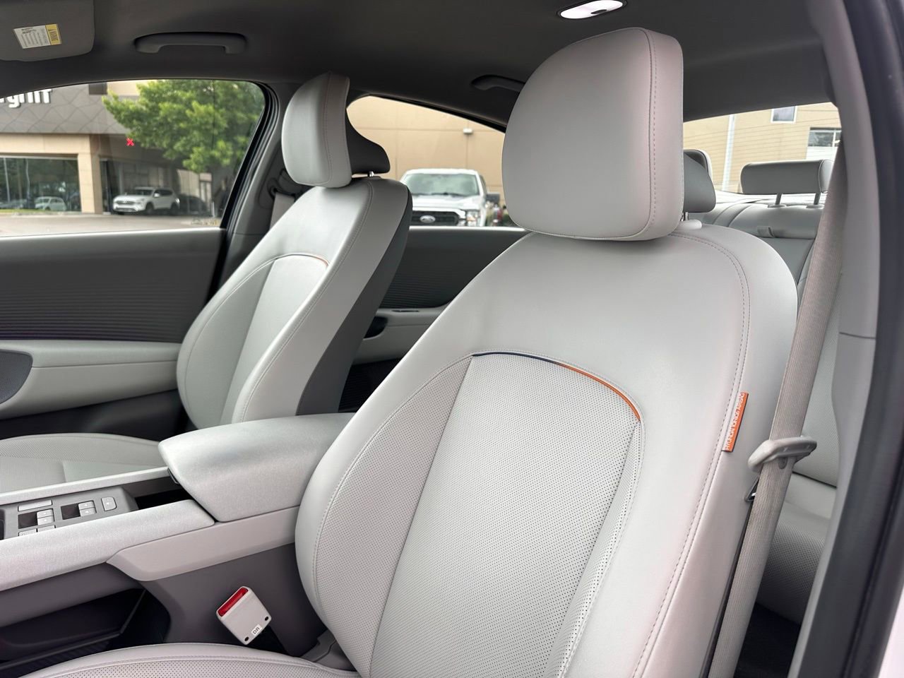 Used 2025 Hyundai Ioniq 6 SEL RWD image 23