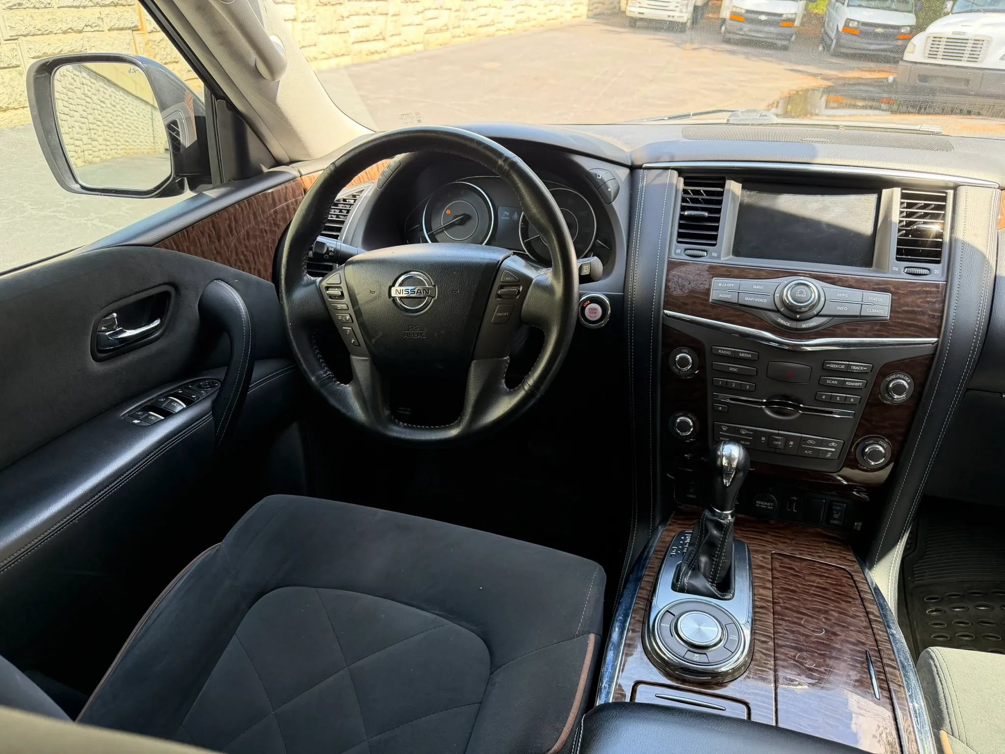 Used 2018 Nissan Armada SV w/ Driver Package RWD image 13