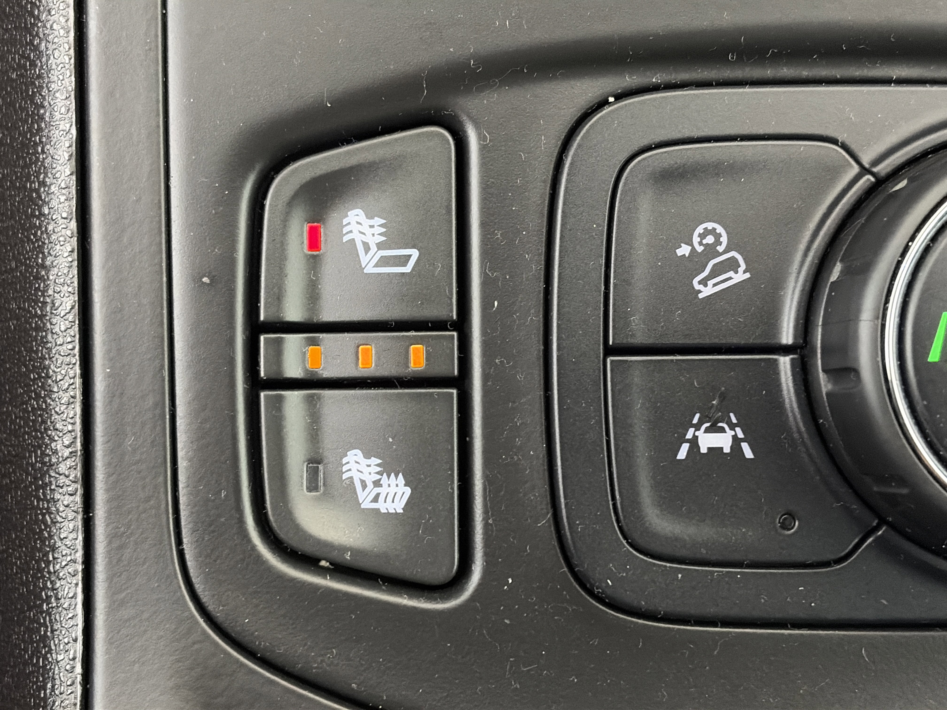 Certified 2023 GMC Terrain SLT image 28