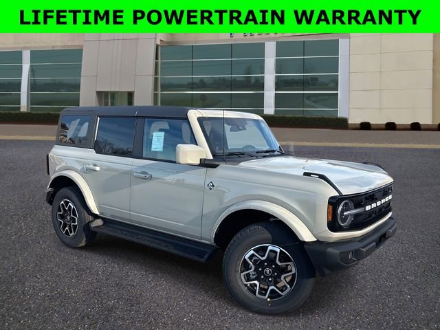 New 2025 Ford Bronco Outer Banks image 1