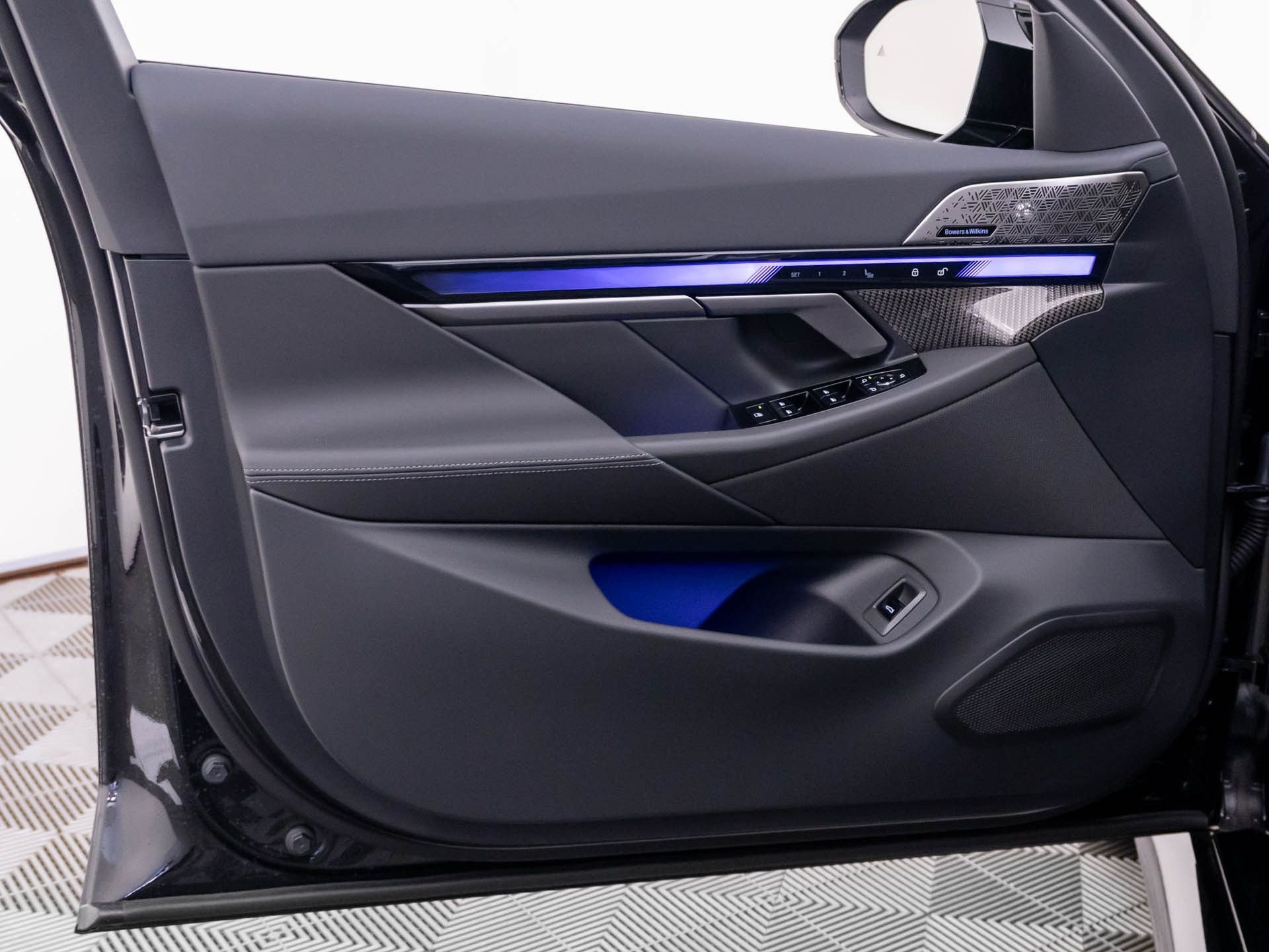New 2027 BMW M5 Touring AWD/4WD image 14