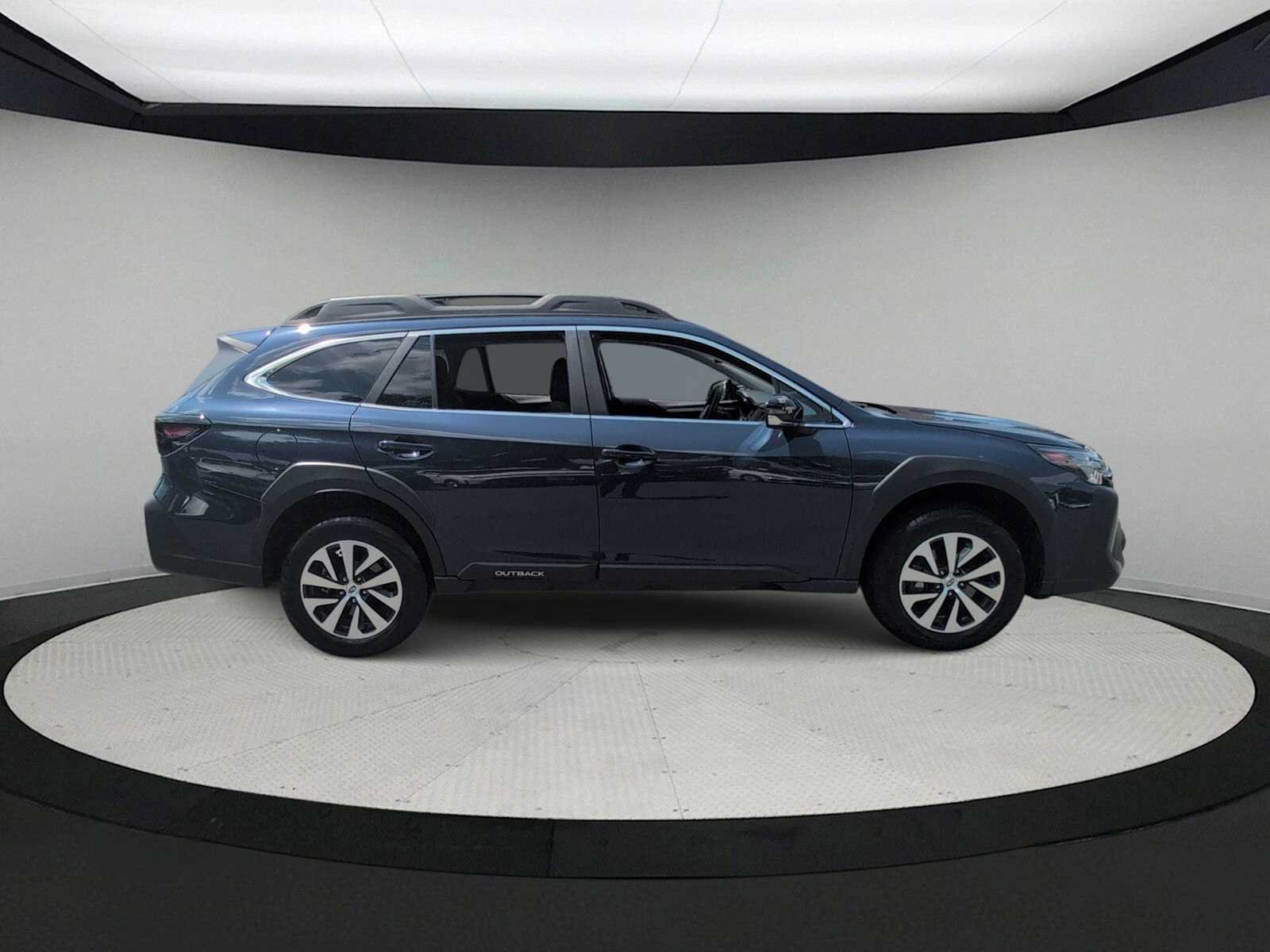 Used 2024 Subaru Outback Premium w/ Popular Package #1A AWD/4WD image 9