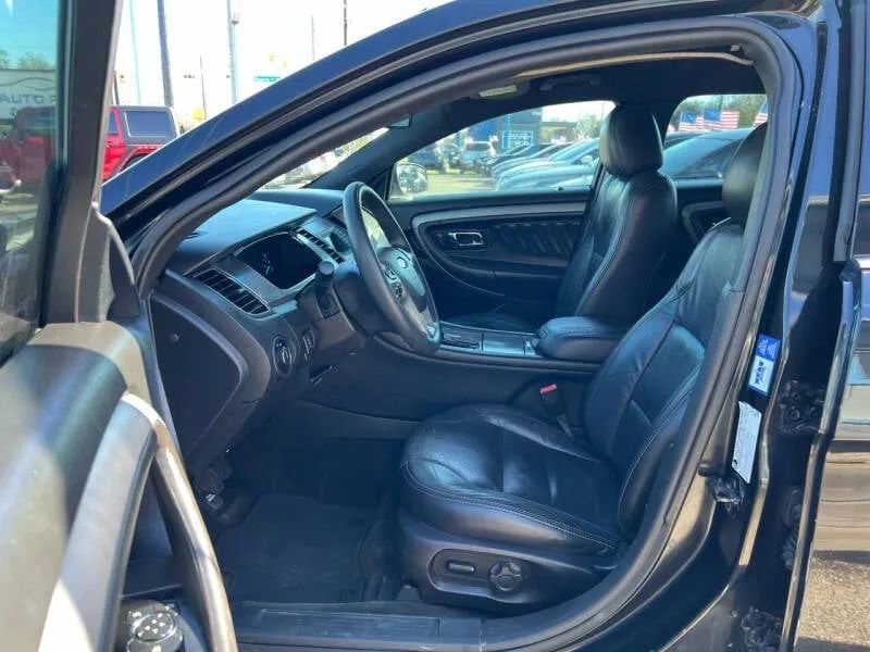 Used 2015 Ford Taurus SEL image 10