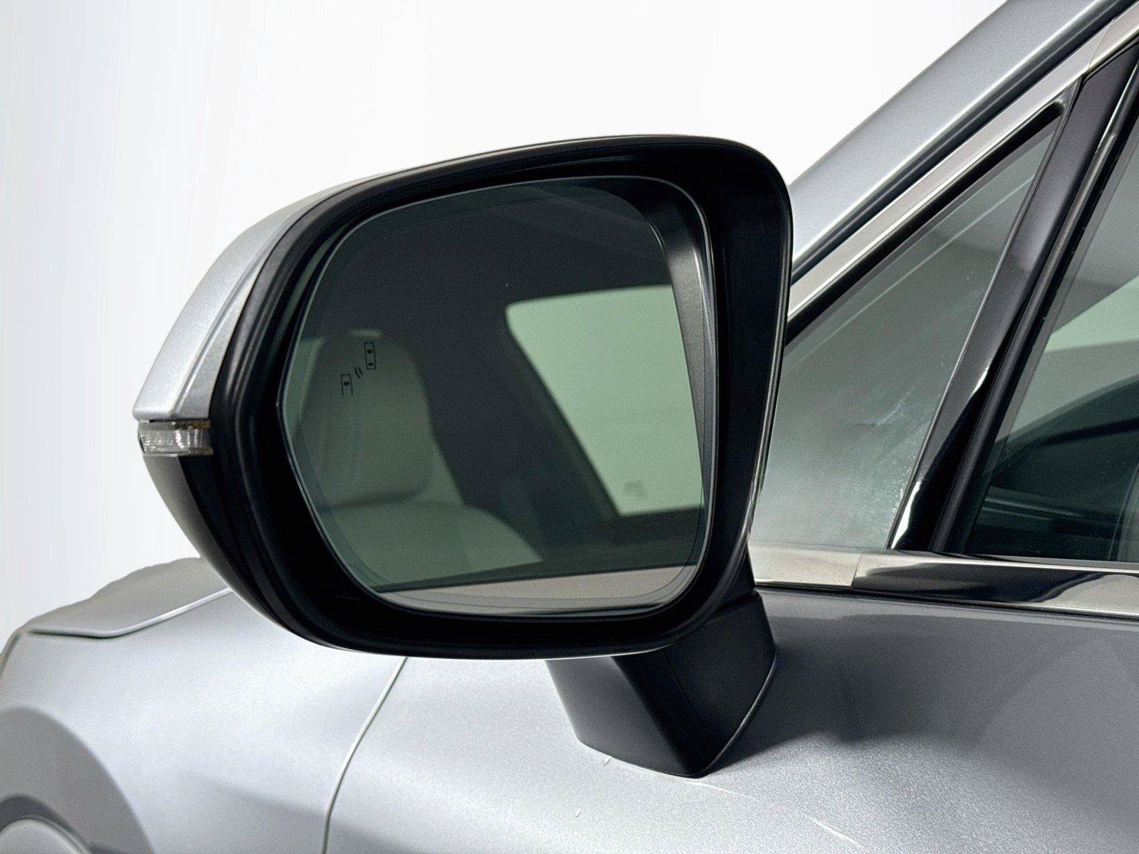 Used 2024 Lexus RX 350 Premium w/ Convenience Package FWD image 5
