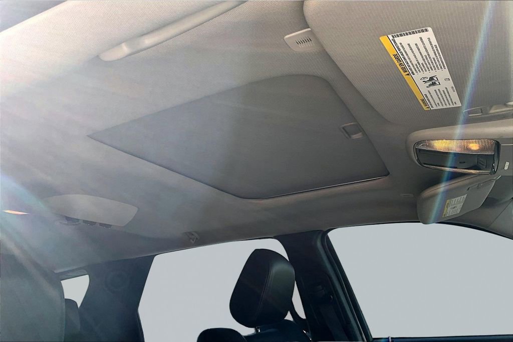 Used 2021 Dodge Durango SXT AWD/4WD image 27