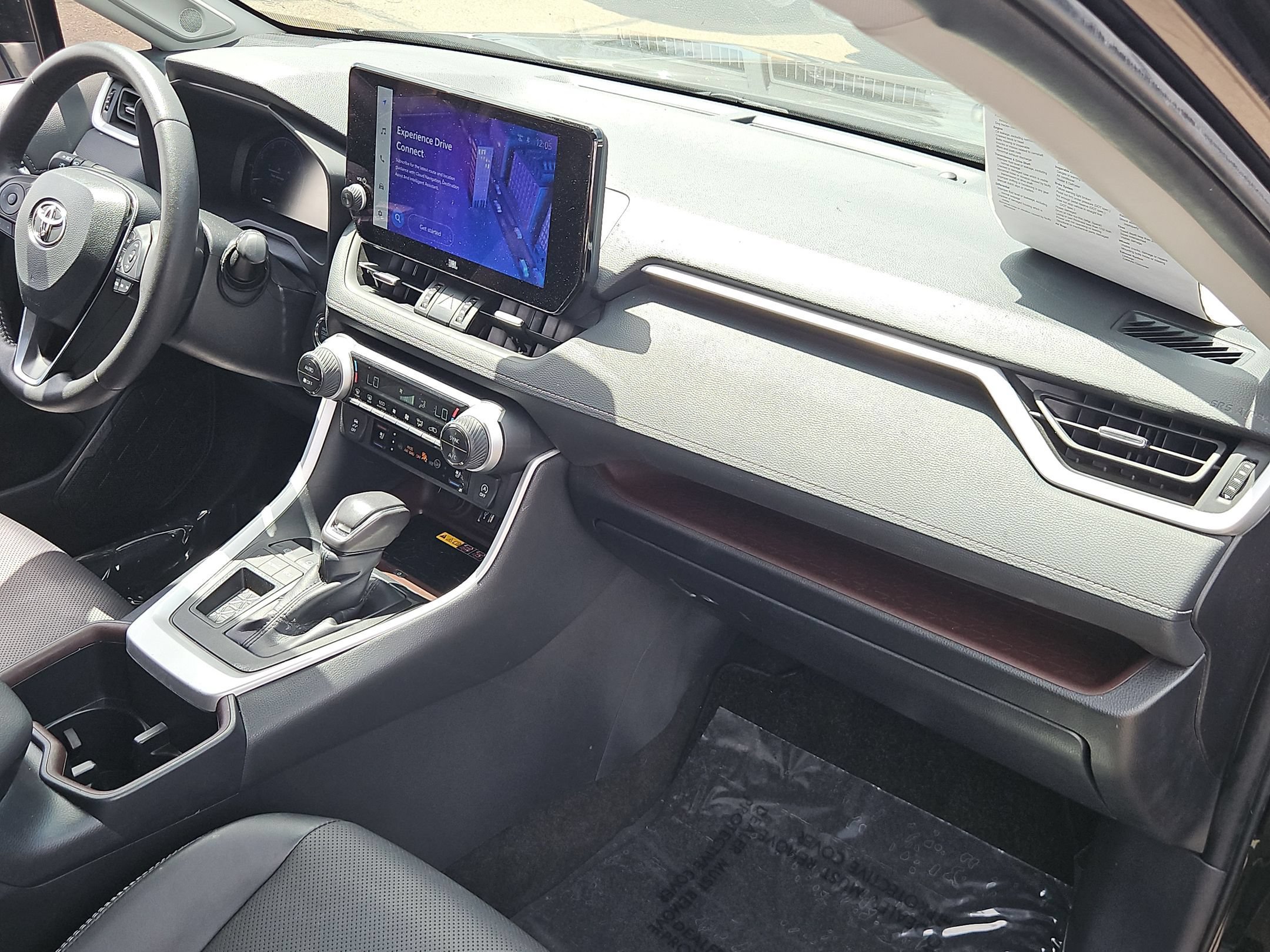 Used 2025 Toyota RAV4 Limited w/ Advanced Technology Package FWD image 27