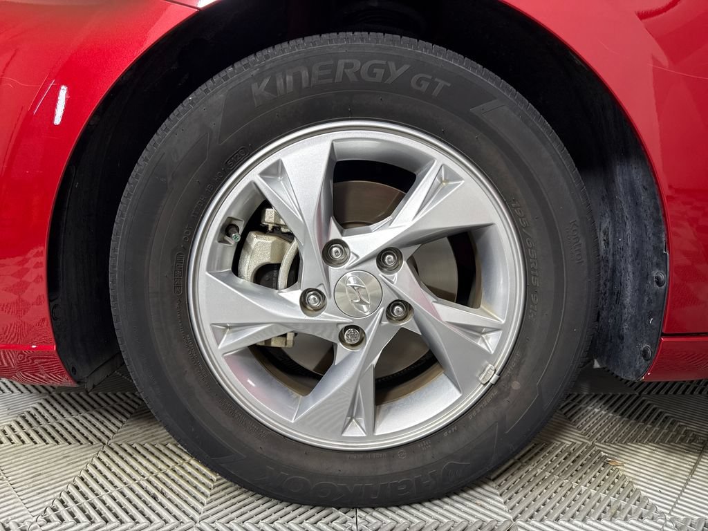 Certified 2021 Hyundai Elantra SEL FWD image 20