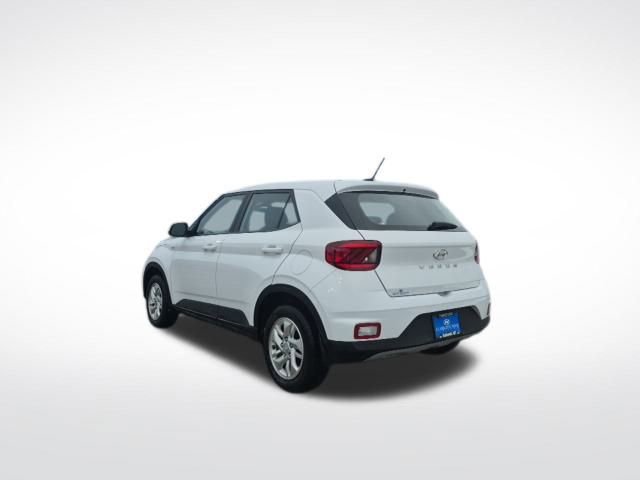 Used 2023 Hyundai Venue SE image 7