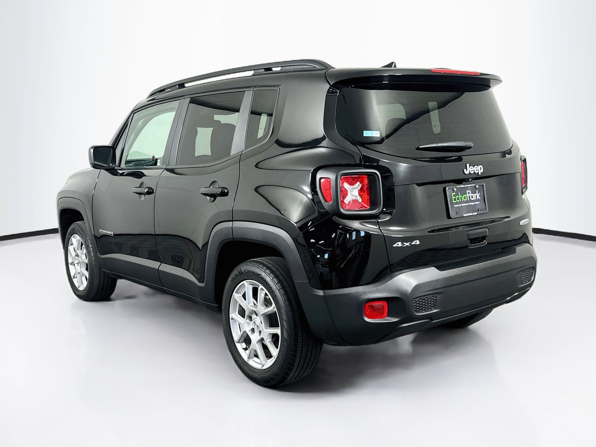 Used 2022 Jeep Renegade Latitude AWD/4WD image 5