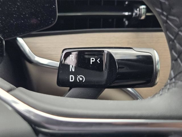 New 2026 Volvo EX90 Plus RWD image 18