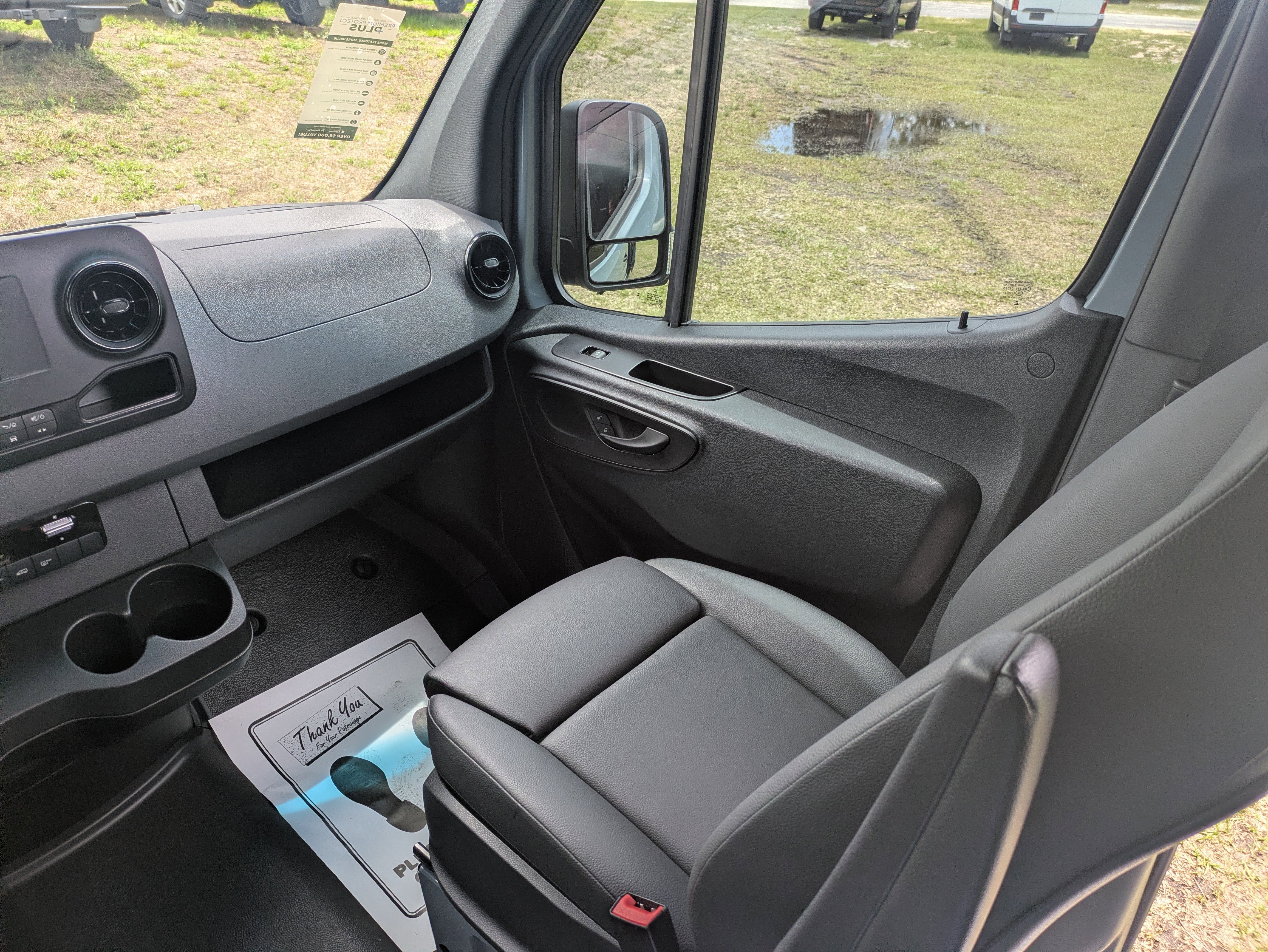 Used 2024 Mercedes-Benz Sprinter 2500 image 17