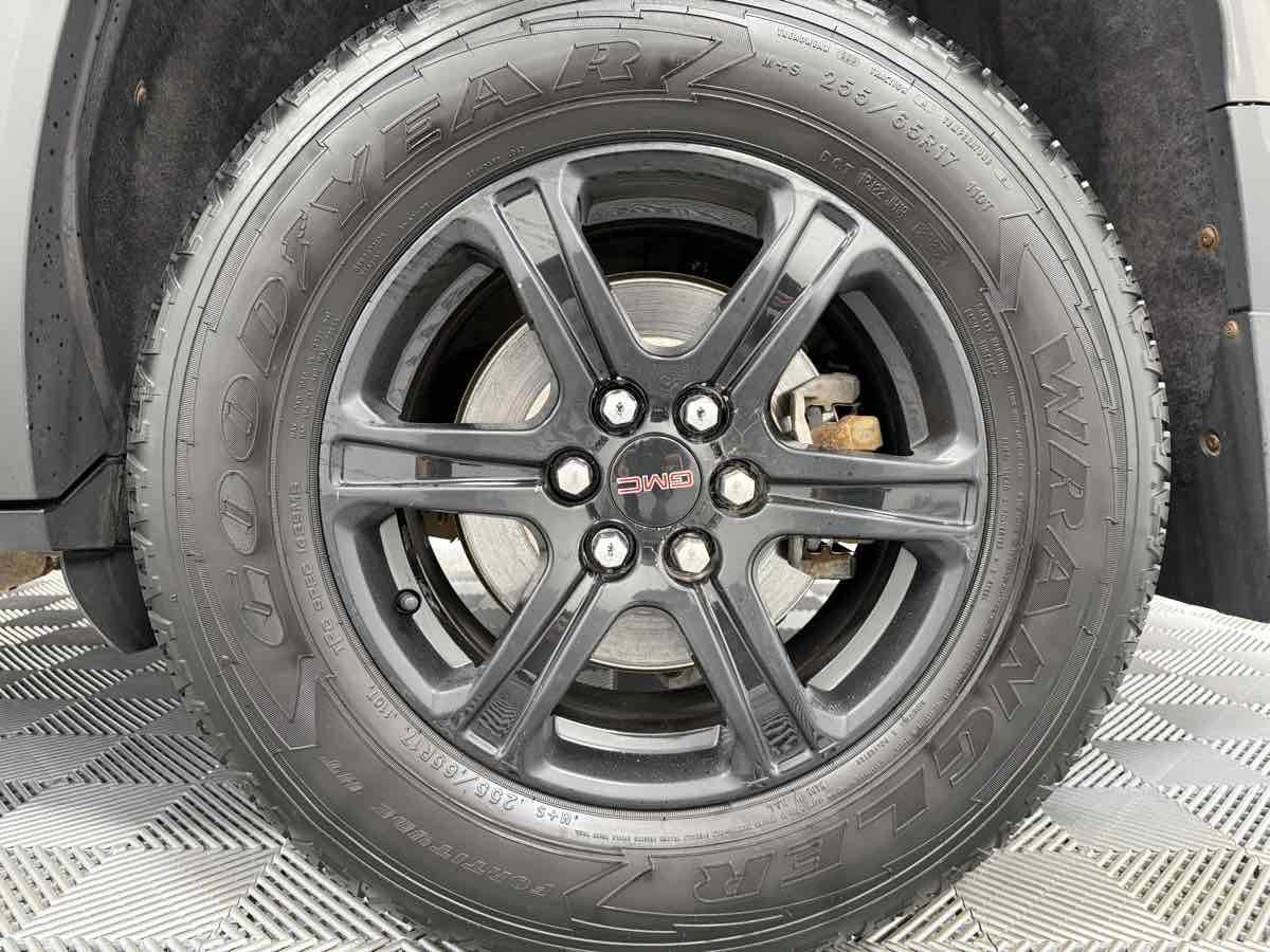 Used 2021 GMC Acadia AT4 w/ Trailering Package image 36