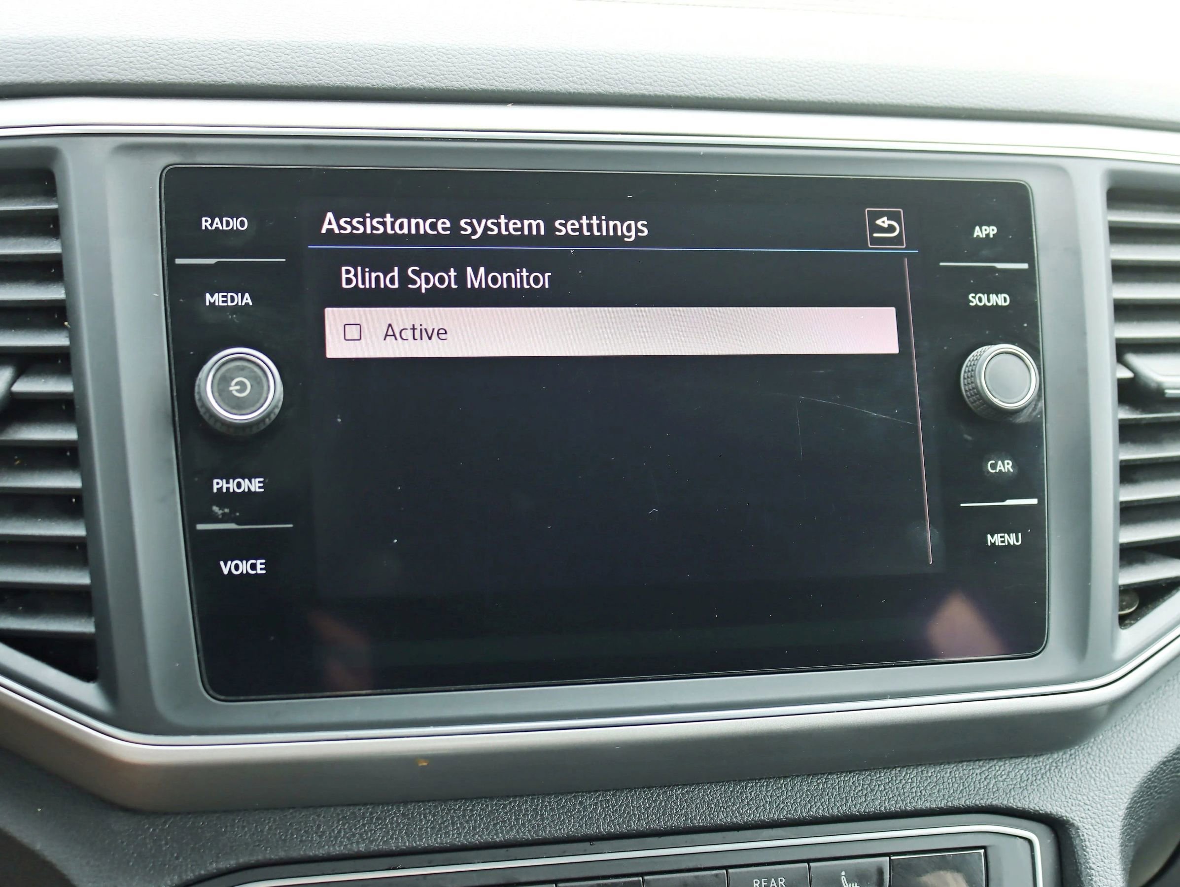 Used 2018 Volkswagen Atlas SE image 24