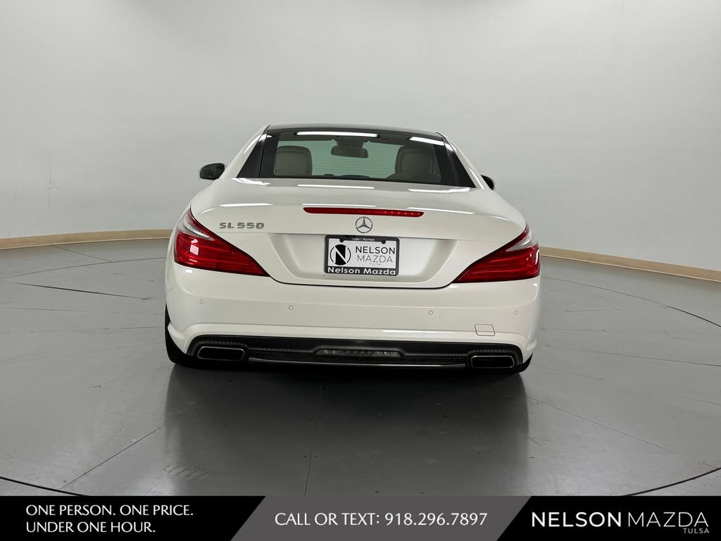 Used 2014 Mercedes-Benz SL 550 image 8
