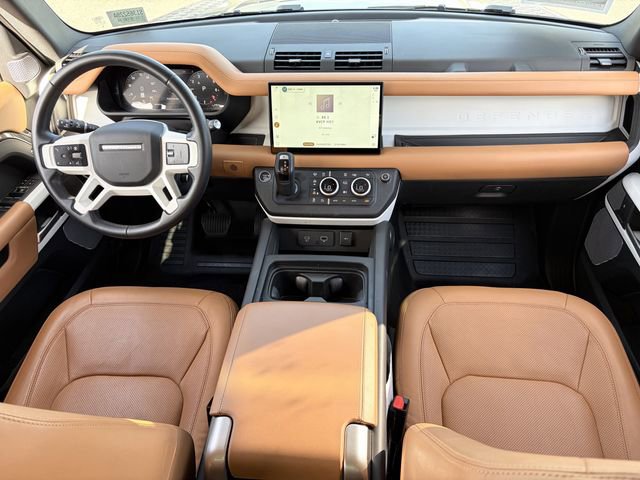 Used 2024 Land Rover Defender 130 S image 22