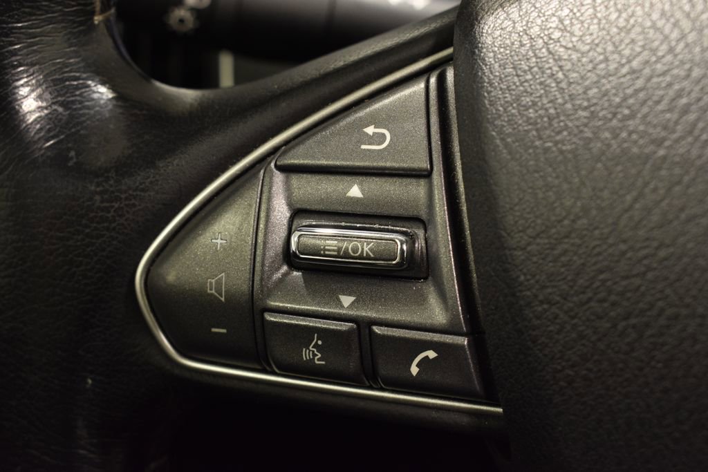 Used 2017 INFINITI Q50 2.0t w/ Moonroof Package image 18