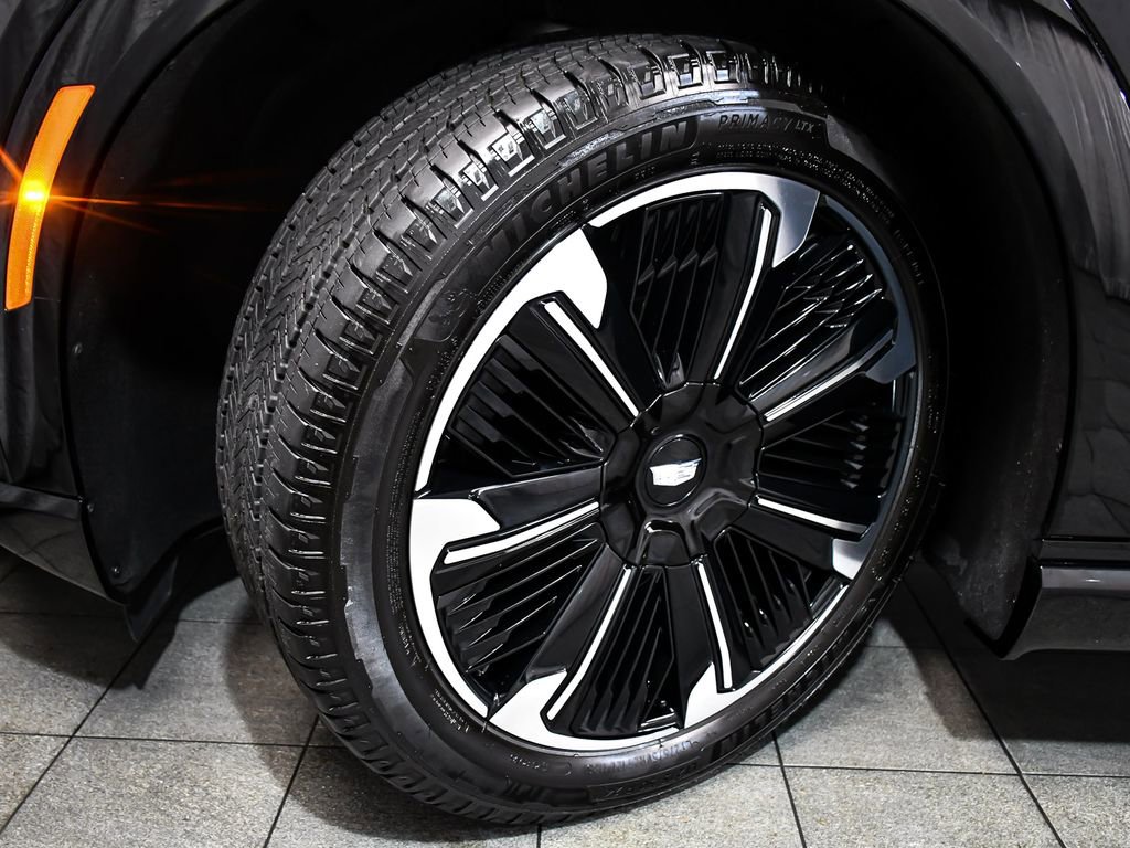 Used 2025 Cadillac Escalade IQ Sport 1 AWD/4WD image 7