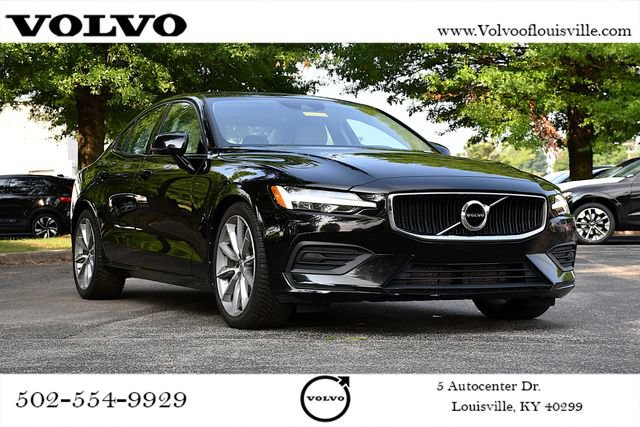 Used 2019 Volvo S60 T5 Momentum w/ Multimedia Package