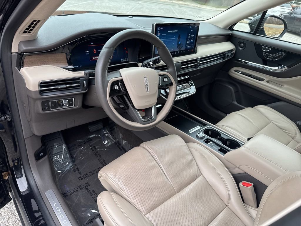 Used 2024 Lincoln Corsair Grand Touring w/ Equipment Group 302A image 14